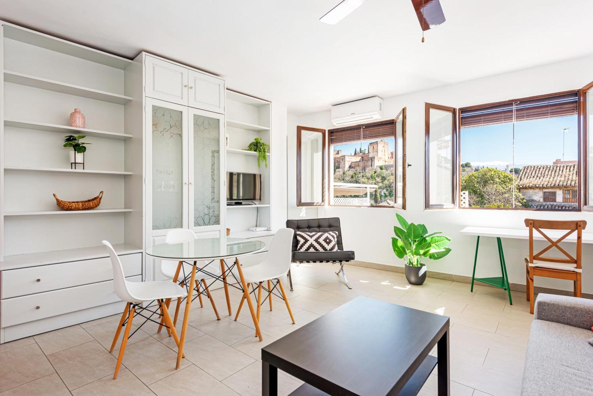 Apartment Bravo